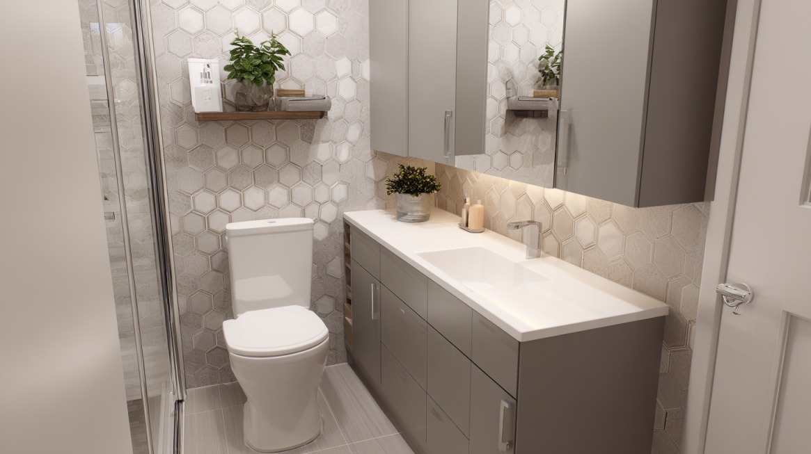 Kupatilo sa ormarićem iznad WC-a i ogledalom sa skladištem